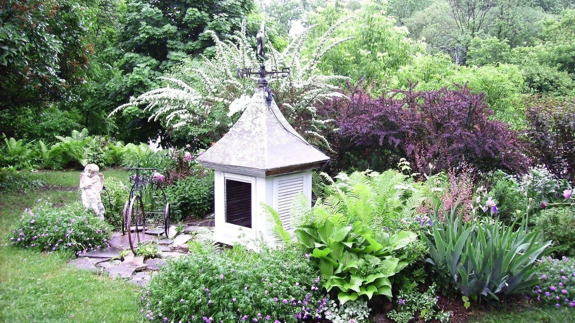 Prince Of Wales Bed And Breakfast Ottawa